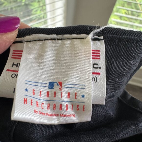 San Francisco Giants vs. Los Angeles Angels 2002 World Series Hat | Official MLB - Picture 6 of 6